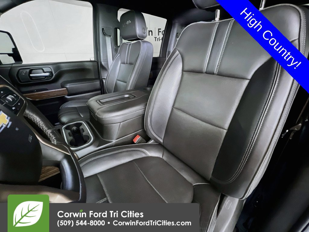 Used 2022 Chevrolet Silverado 3500 High Country w/ Safety Package II AWD/4WD image 26