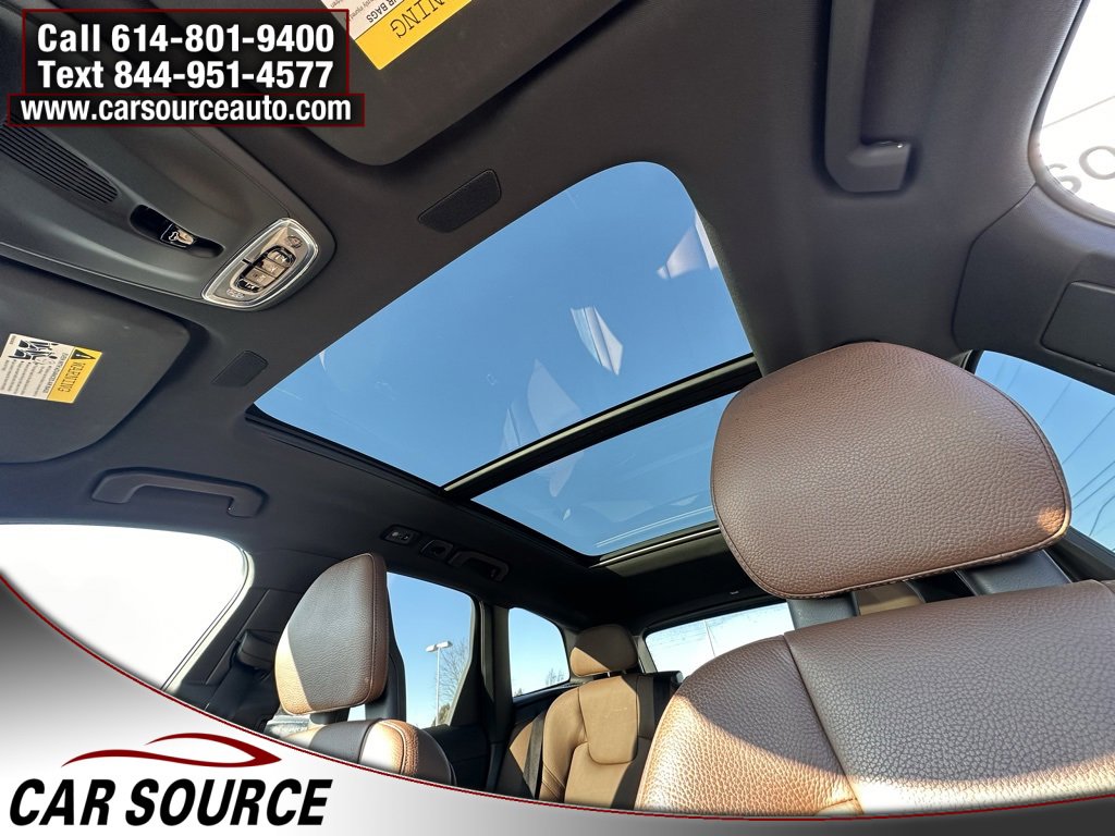 Used 2018 Volvo XC60 T6 Momentum w/ Advanced Package image 17