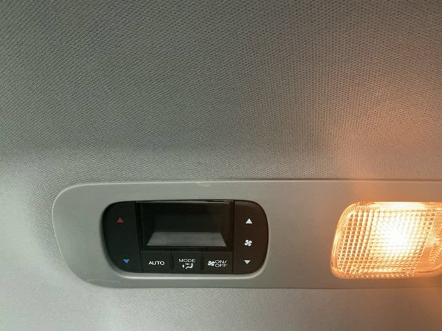 Used 2022 Honda Odyssey Elite image 37