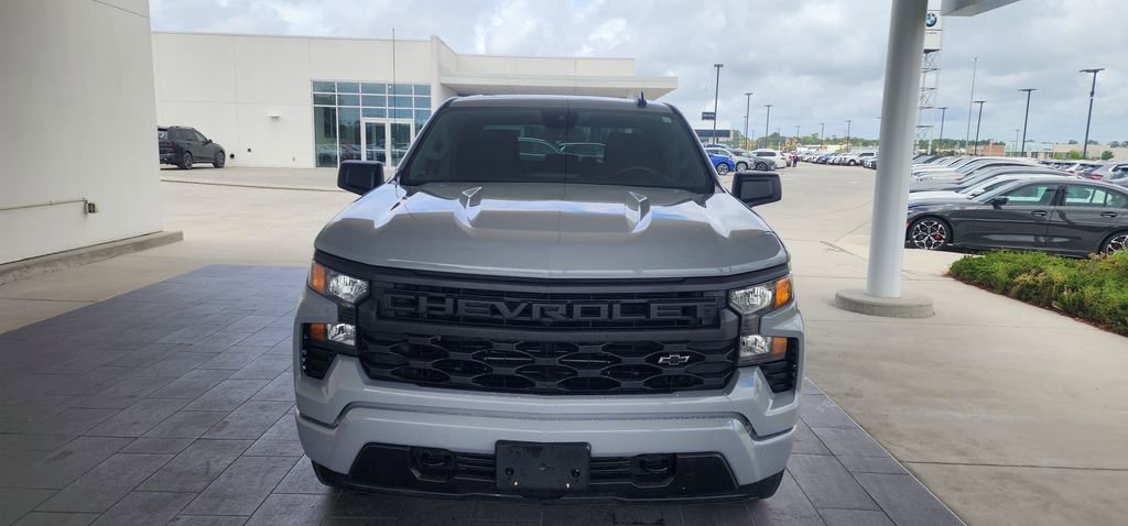 Used 2024 Chevrolet Silverado 1500 Custom w/ LPO, Dark Essentials Package RWD image 5