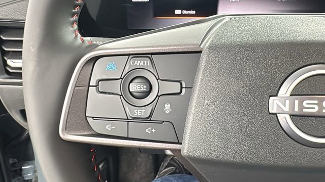 New 2026 Nissan Sentra SR w/ SR Premium Package FWD image 19