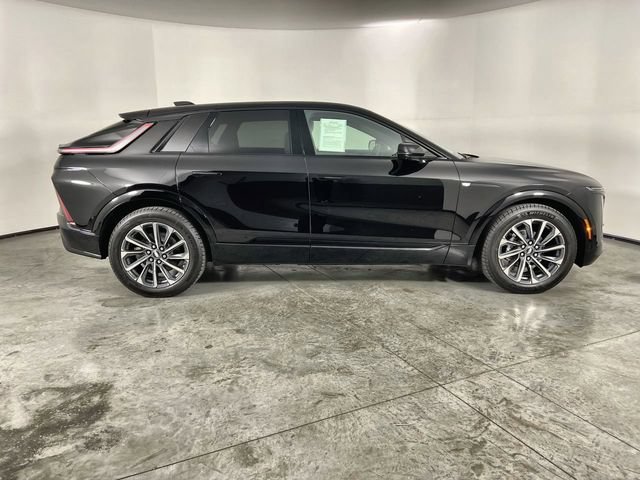 Certified 2026 Cadillac Lyriq Sport AWD/4WD image 9