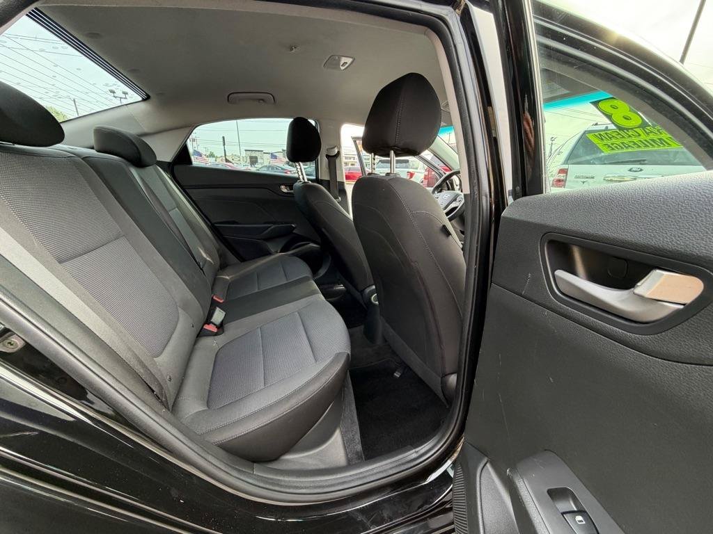 Used 2018 Hyundai Accent SE FWD image 15