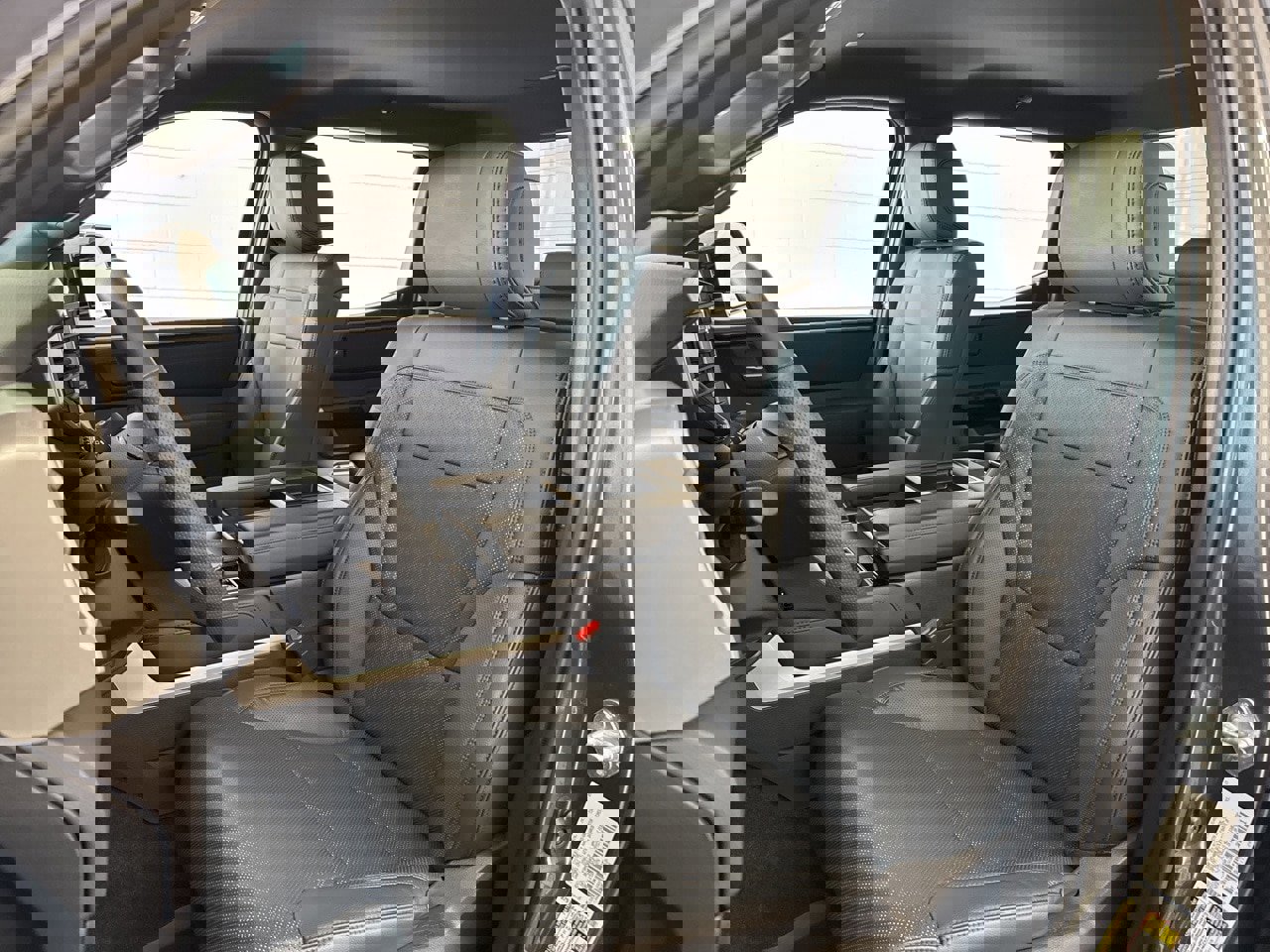 Used 2025 Toyota Tundra Limited image 15