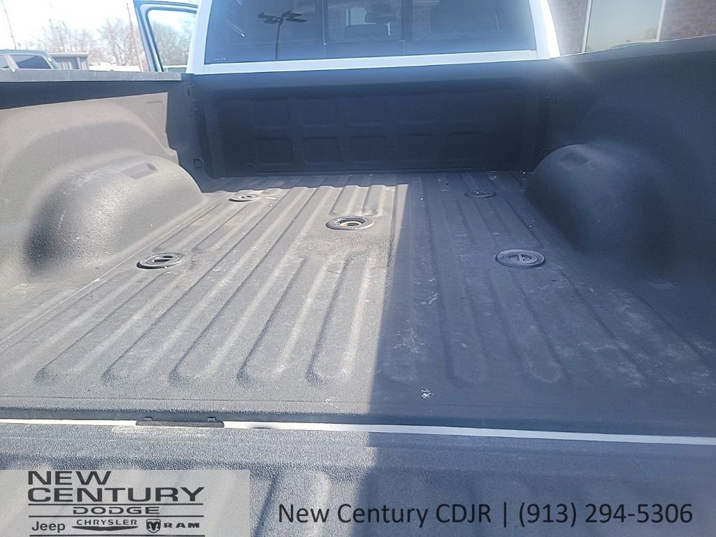 Used 2018 RAM 3500 Laramie image 9