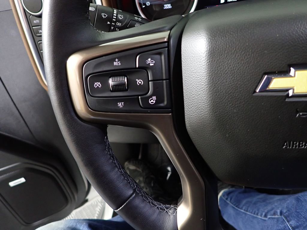 Used 2022 Chevrolet Silverado 1500 High Country w/ LPO, Dark Essentials Package image 33