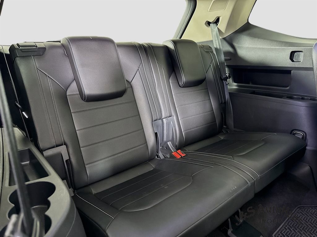 Used 2021 Volkswagen Atlas SEL Premium image 34