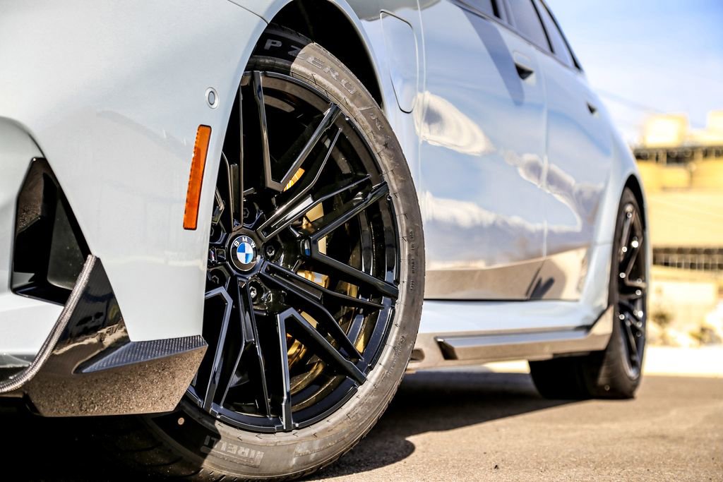 New 2026 BMW M5 Touring image 12