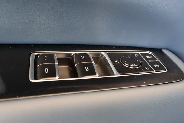 New 2025 Cadillac Escalade IQ Luxury 2 w/ LPO, Radiant Package image 24