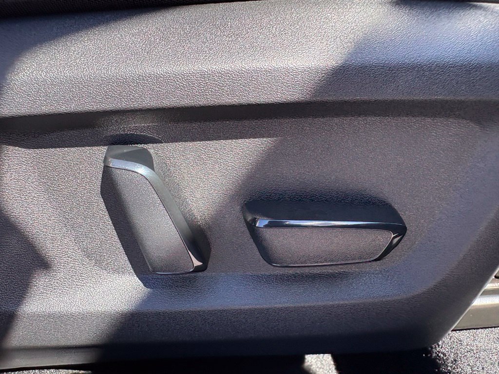 New 2026 Nissan Rogue Platinum AWD/4WD image 21