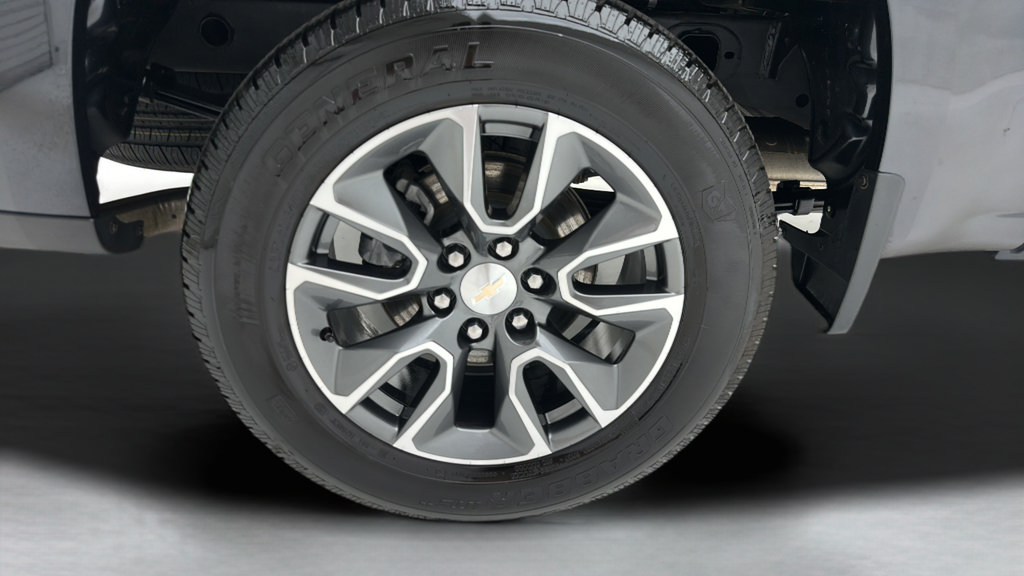 Used 2024 Chevrolet Silverado 1500 LT AWD/4WD image 9