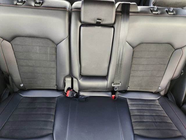 Certified 2024 Ford Edge ST-Line w/ Class II Trailer Tow Package image 17