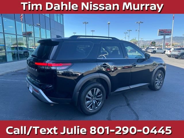 Used 2024 Nissan Pathfinder SV AWD/4WD image 12