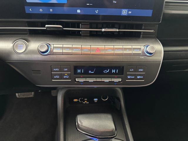 Used 2024 Hyundai Kona SEL AWD/4WD image 23