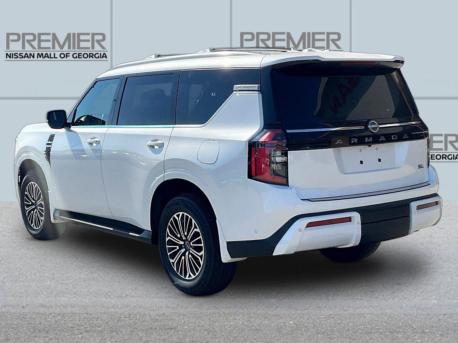 New 2026 Nissan Armada SL w/ Captain's Chari Seat Package AWD/4WD image 3