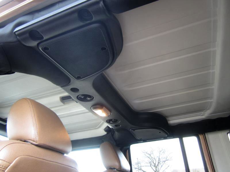 Used 2015 Jeep Wrangler Unlimited Sahara AWD/4WD image 16