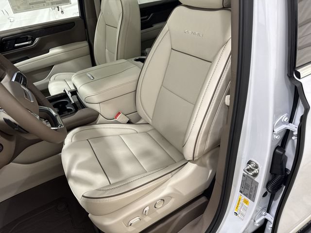 New 2026 GMC Yukon XL Denali w/ Sun & Power Step Package RWD image 20