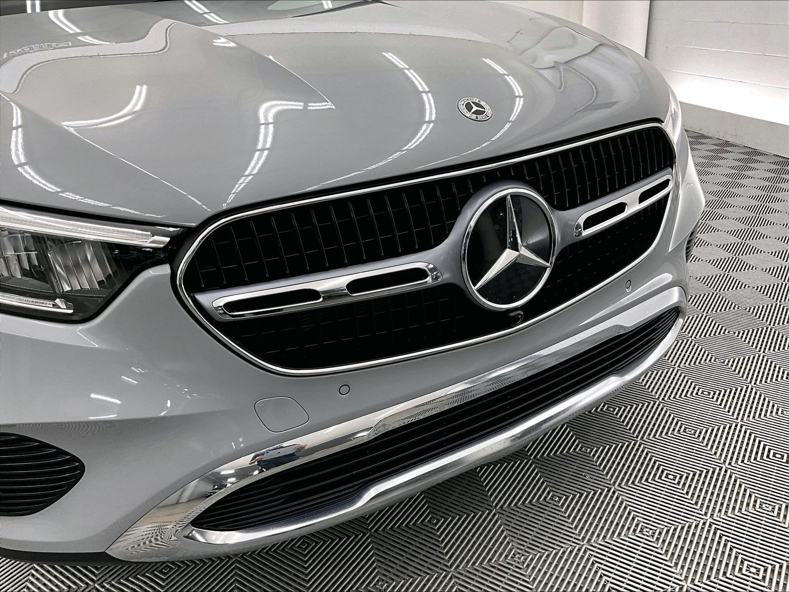 Certified 2025 Mercedes-Benz GLC 350e 4MATIC image 31