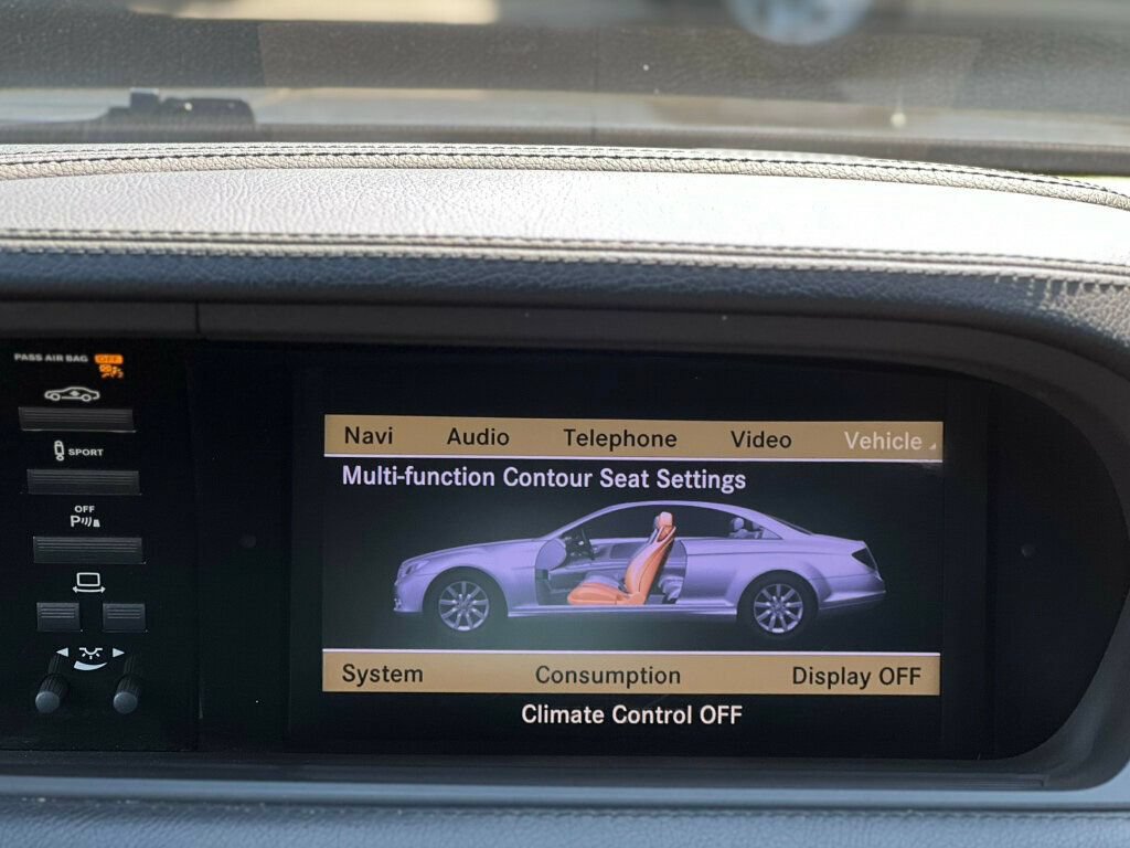 Used 2013 Mercedes-Benz CL 550 4MATIC w/ Grand Edition Pkg image 23