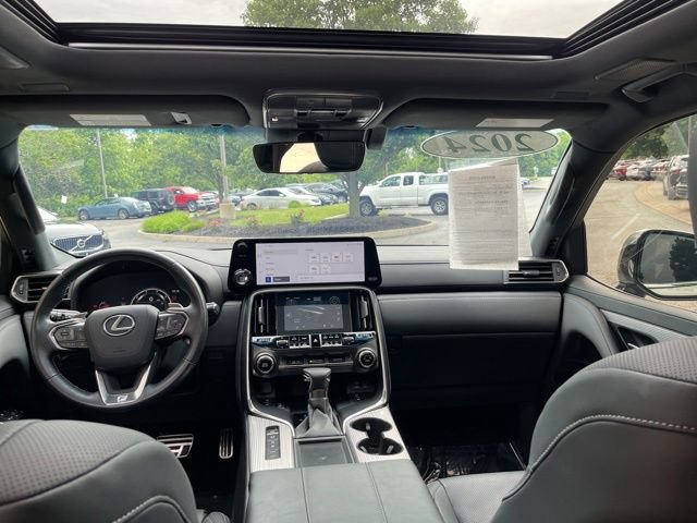 Used 2024 Lexus LX 600 F Sport AWD/4WD image 39