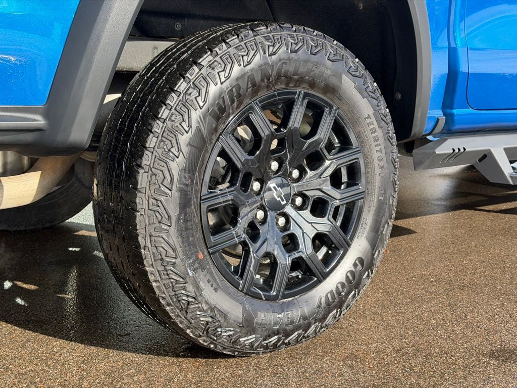 Used 2023 Chevrolet Colorado Trail Boss w/ Advanced Trailering Package image 25