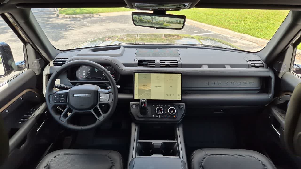 New 2026 Land Rover Defender 110 S AWD/4WD image 16