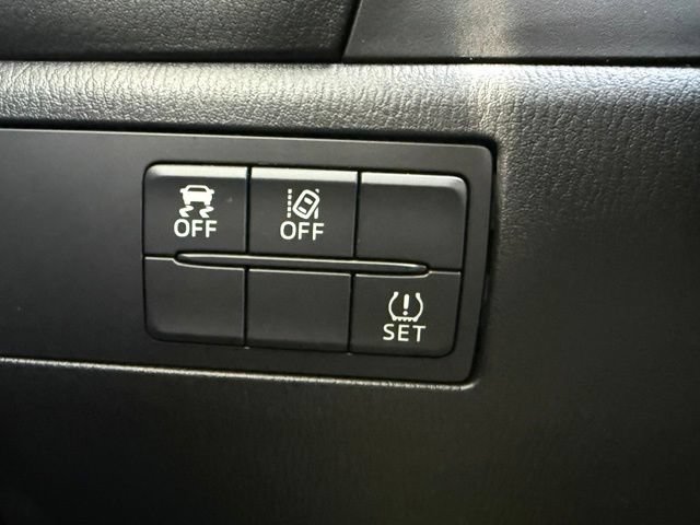 Used 2017 MAZDA MAZDA3 Grand Touring w/ Premium Equipment Package FWD image 27