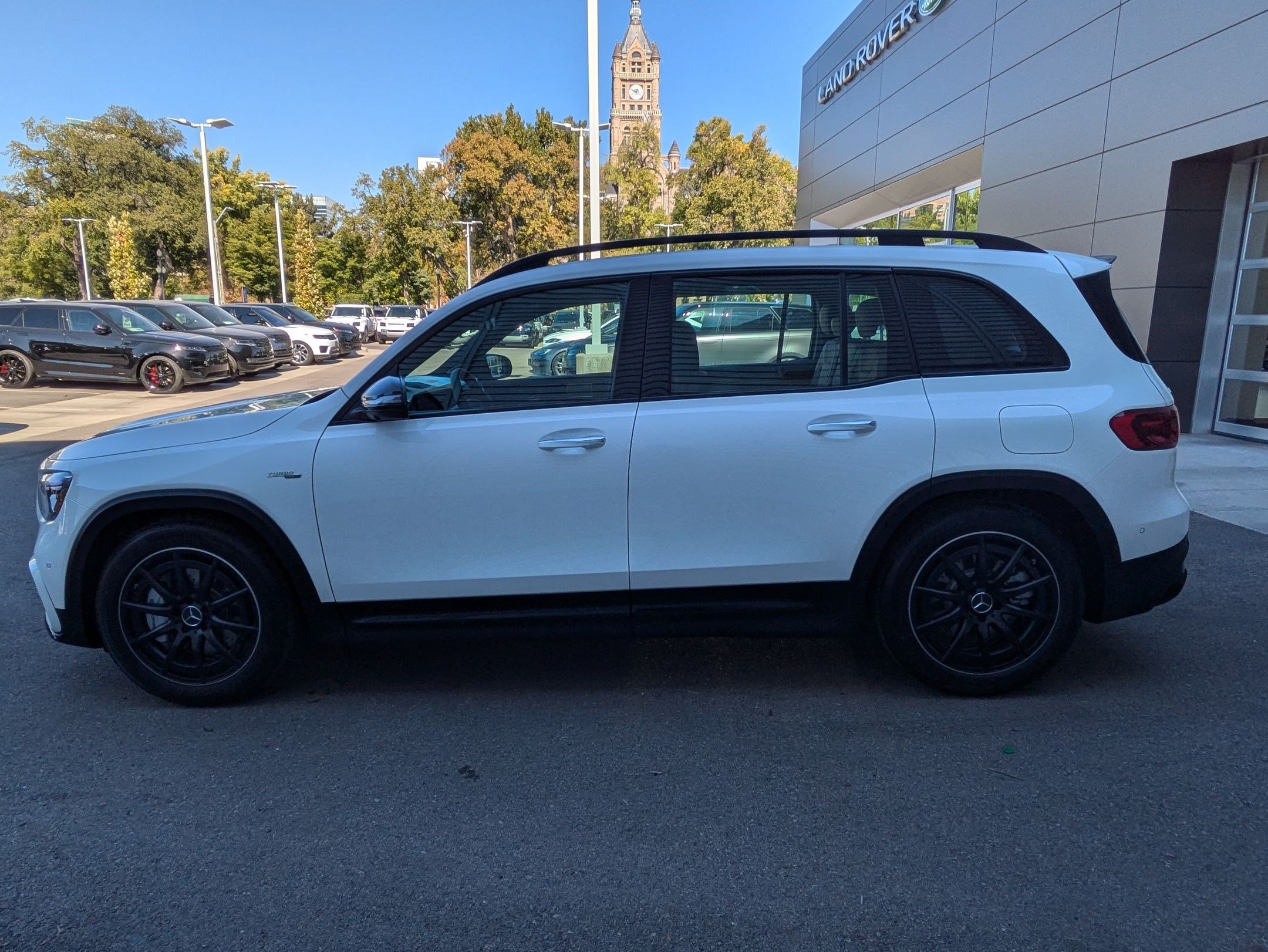 New 2025 Mercedes-Benz GLB 35 AMG 4MATIC image 7