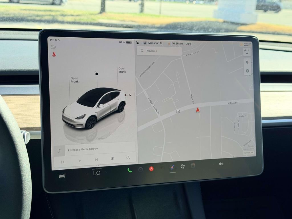 Used 2025 Tesla Model Y Long Range image 3