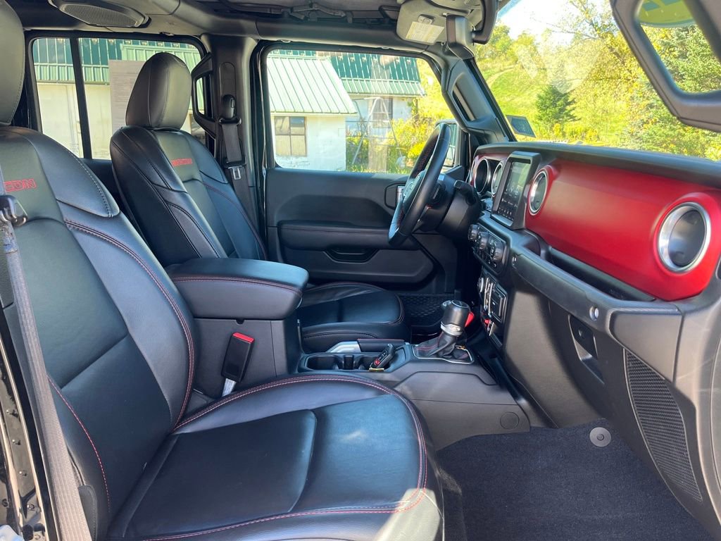 Used 2022 Jeep Gladiator Rubicon image 25