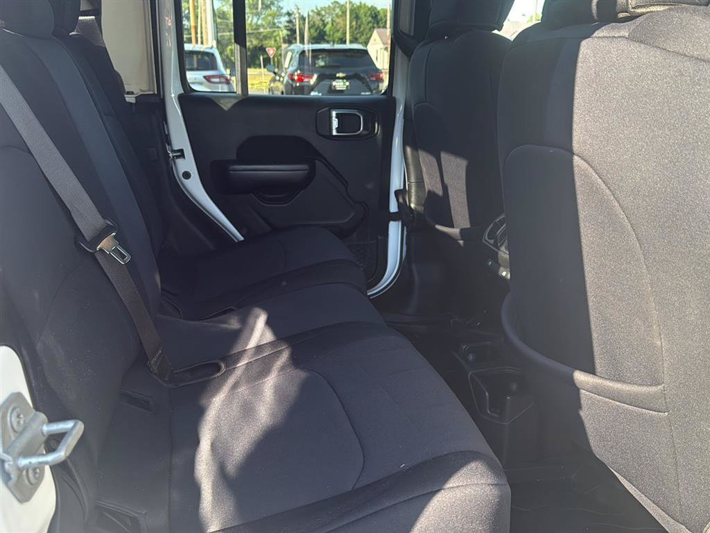 Used 2020 Jeep Gladiator Sport w/ Quick Order Package 24S AWD/4WD image 10