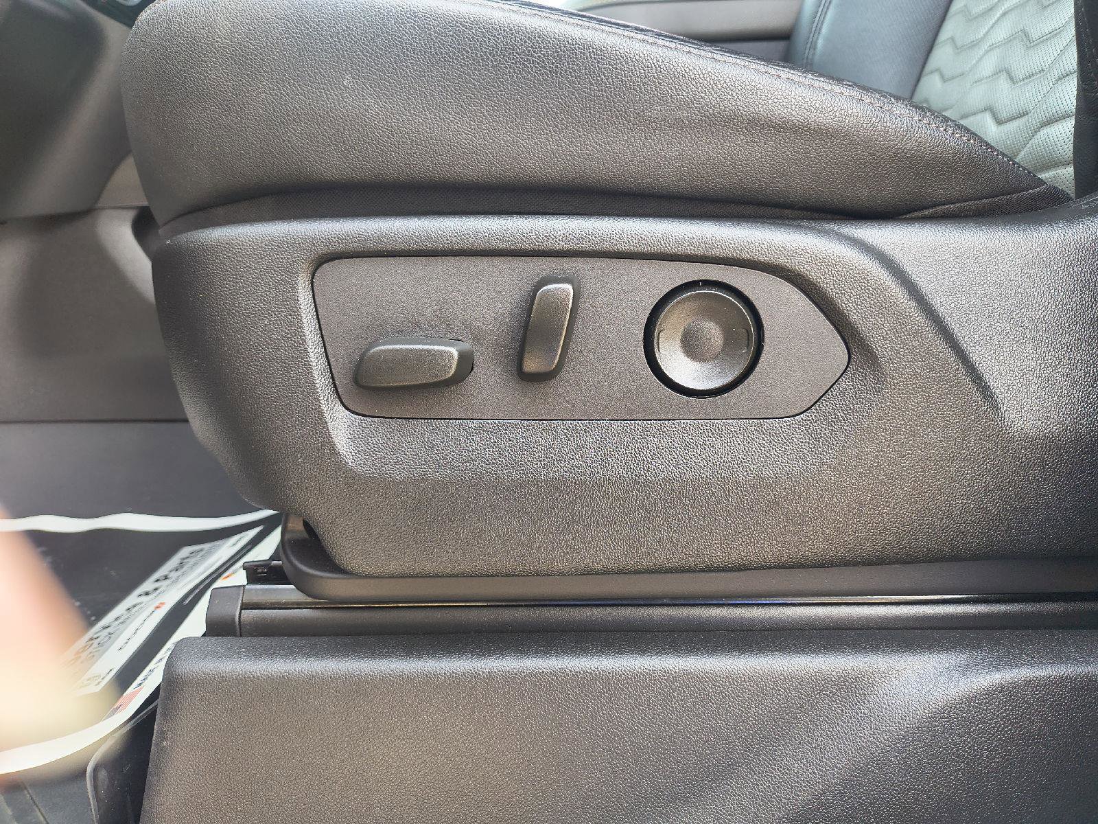 Used 2022 Chevrolet Silverado 1500 ZR2 image 15