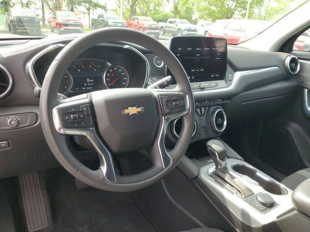 Certified 2023 Chevrolet Blazer LT w/ Convenience Package FWD image 7