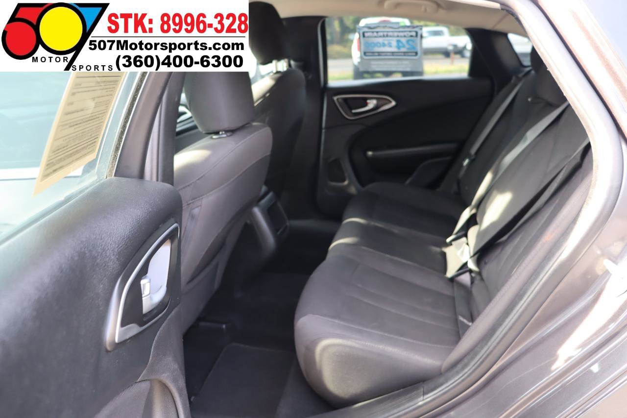 Used 2016 Chrysler 200 LX FWD image 14