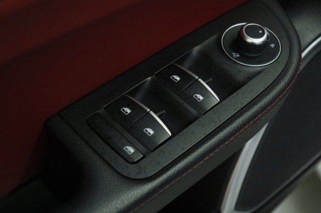 Used 2021 Alfa Romeo Giulia Ti RWD image 20