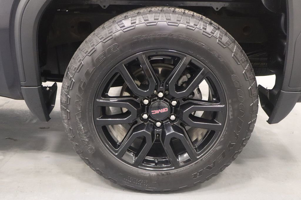 Used 2023 GMC Sierra 1500 Elevation image 23