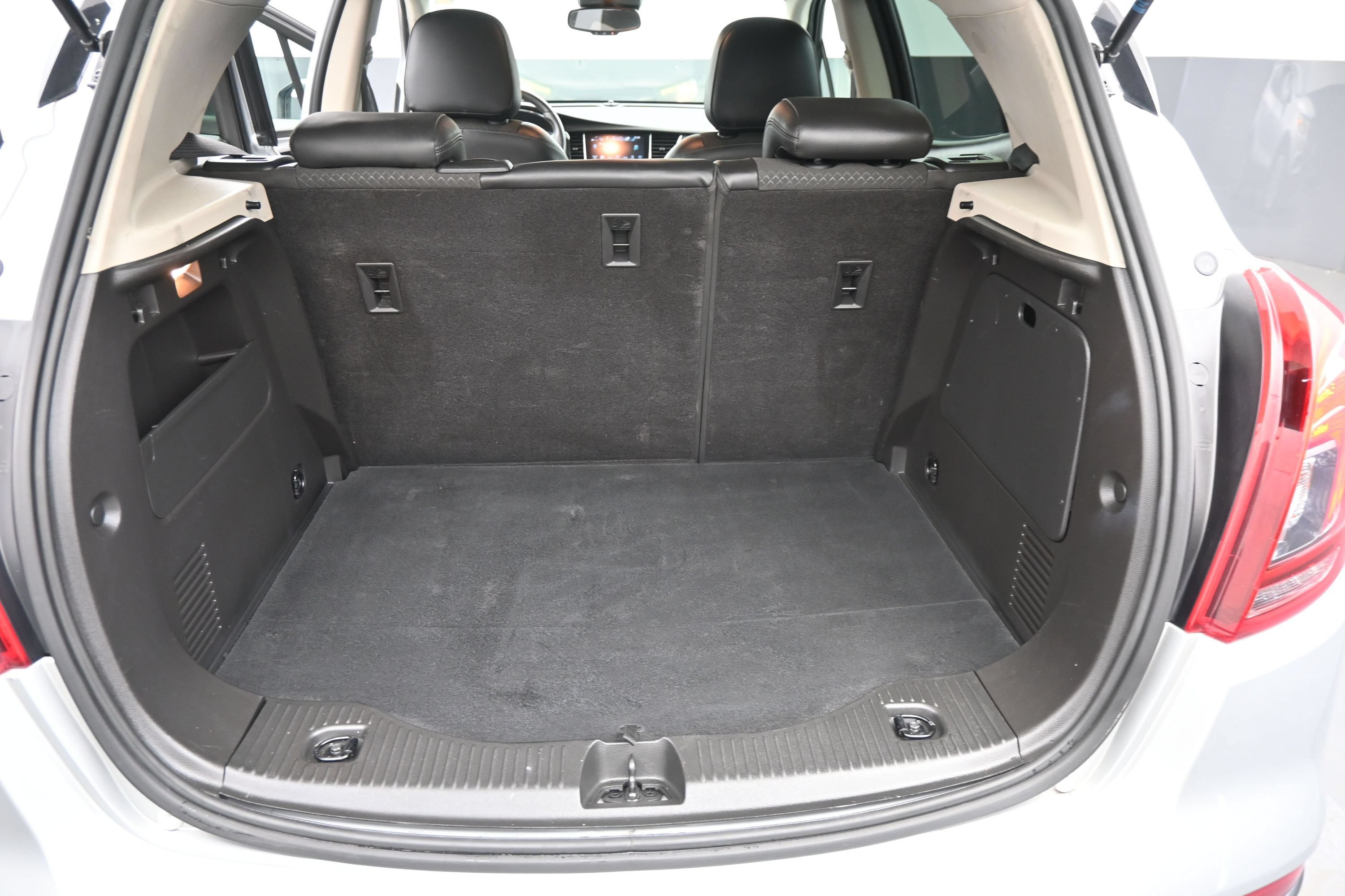 Used 2019 Buick Encore Preferred w/ Safety Package FWD image 16