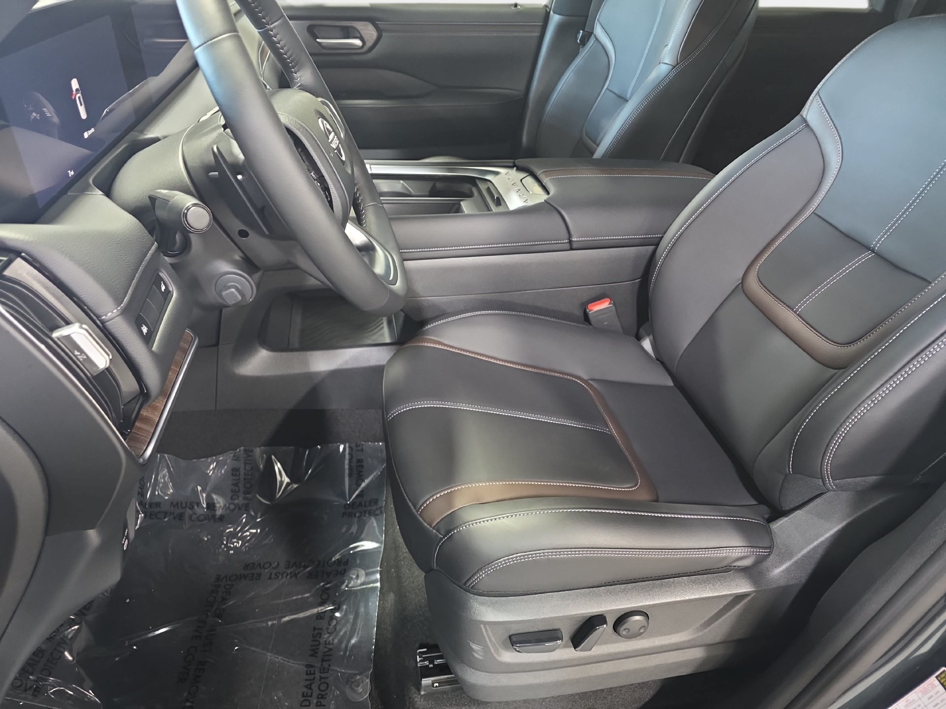 New 2026 Nissan Armada SL w/ Captain's Chari Seat Package AWD/4WD image 15