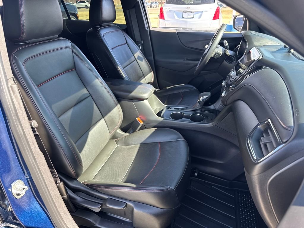 Used 2022 Chevrolet Equinox RS w/ RS Leather Package image 14