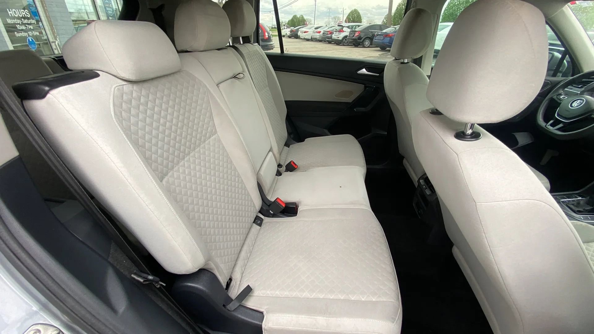 Used 2019 Volkswagen Tiguan S image 14