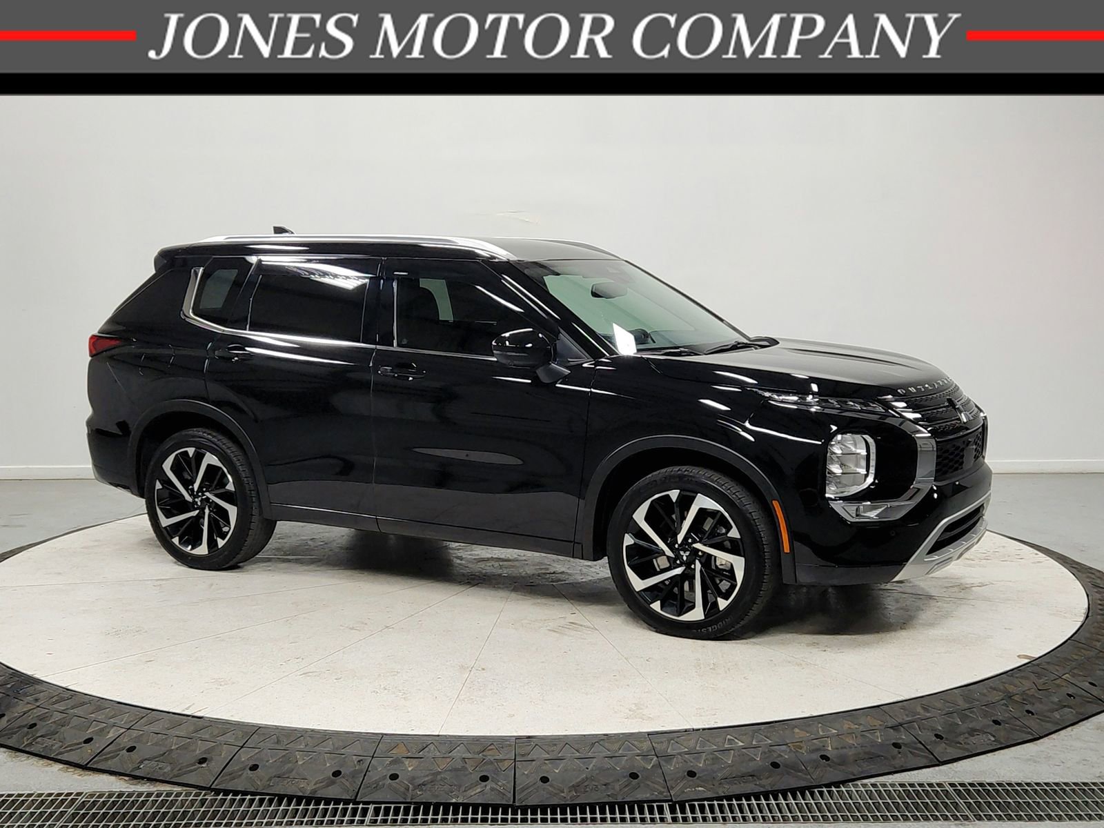 Used 2024 Mitsubishi Outlander SEL