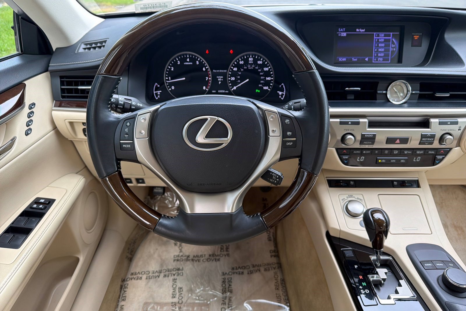 Used 2014 Lexus ES 350 w/ Premium Package FWD image 18