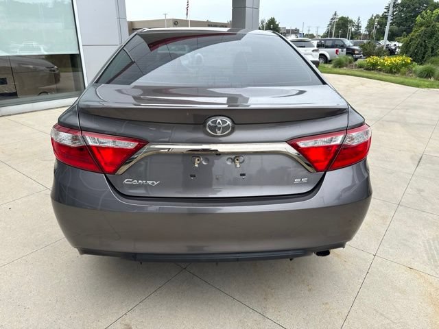 Used 2017 Toyota Camry SE FWD image 6