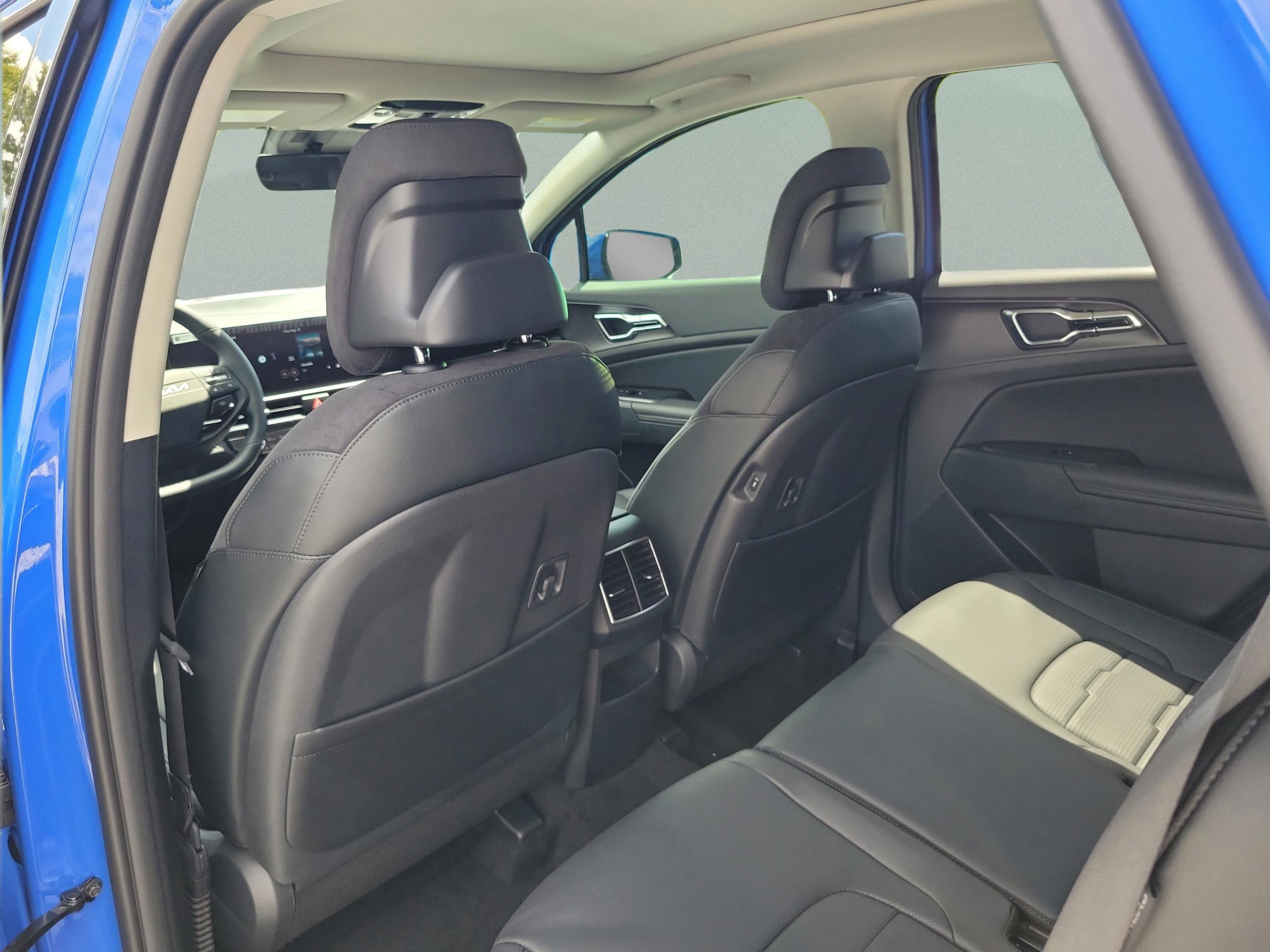 New 2026 Kia Sportage SX image 34