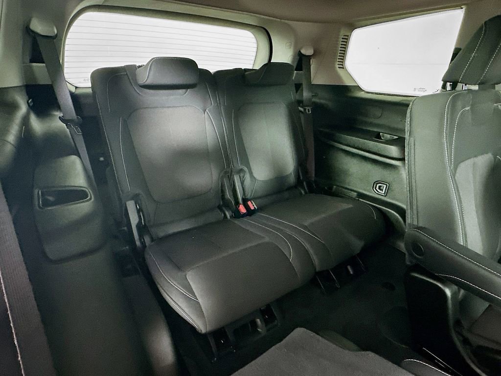 Certified 2023 Jeep Grand Cherokee L Laredo image 36