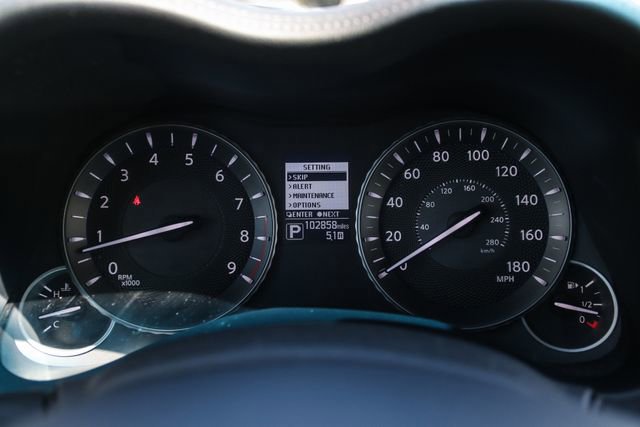 Used 2016 INFINITI Q70 L 3.7 w/ Deluxe Touring Package image 17