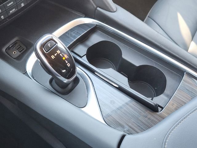 Used 2020 Buick Enclave Essence w/ Sport Touring Edition image 21