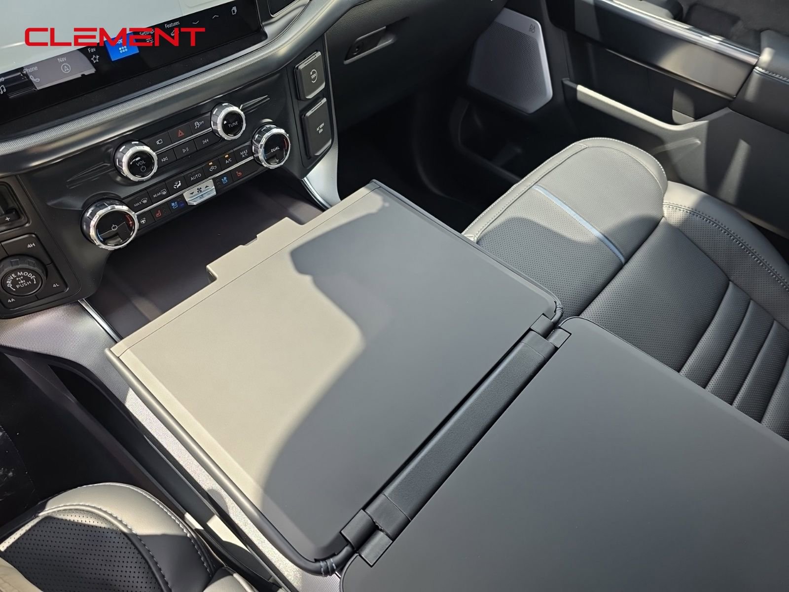 New 2025 Ford F150 Platinum w/ Equipment Group 702A High image 28