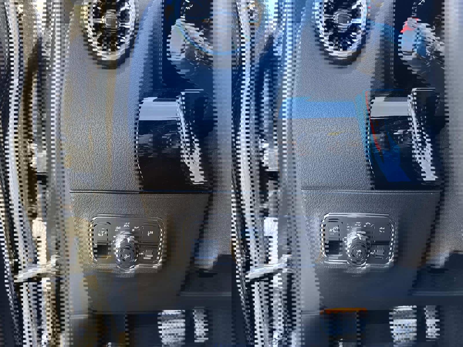 Used 2022 Mercedes-Benz GLA 250 image 31