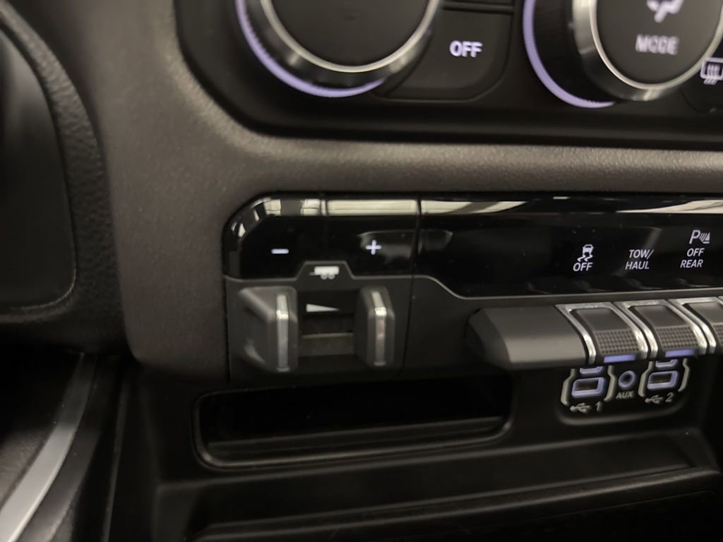 Used 2021 RAM 1500 Big Horn image 39
